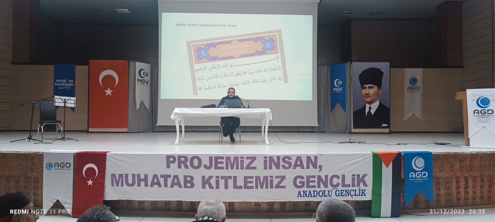 Erzincan’da “Mekke’nin Fethi ve Kudüs Gecesi Programı” düzenlendi