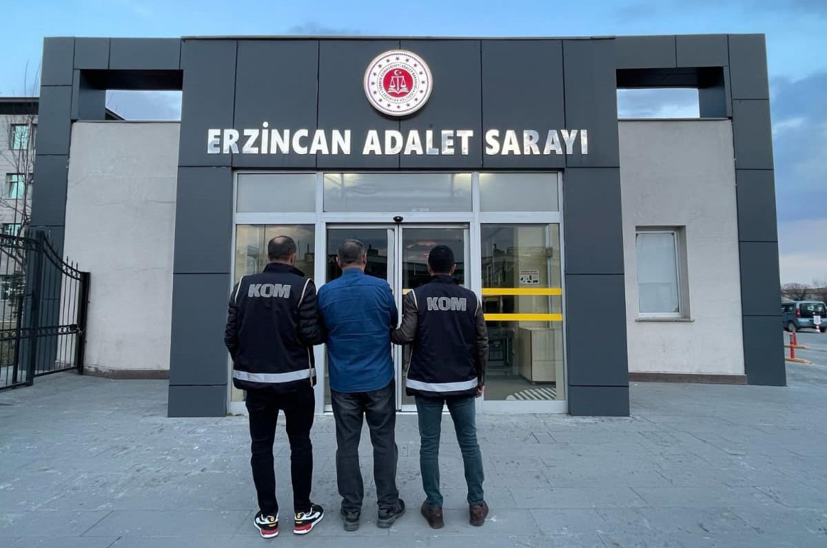 Erzincan’da 7 yıl kesinleşmiş hapis cezası olan 8 aranan şahıs yakalandı