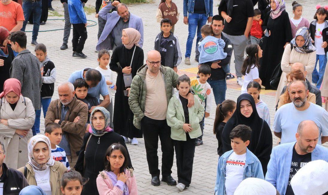 Yurt genelinde olduğu gibi