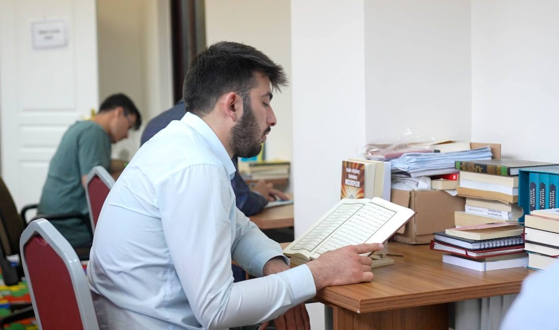 Erzincan’da düzenlenen İlahiyat Akademi