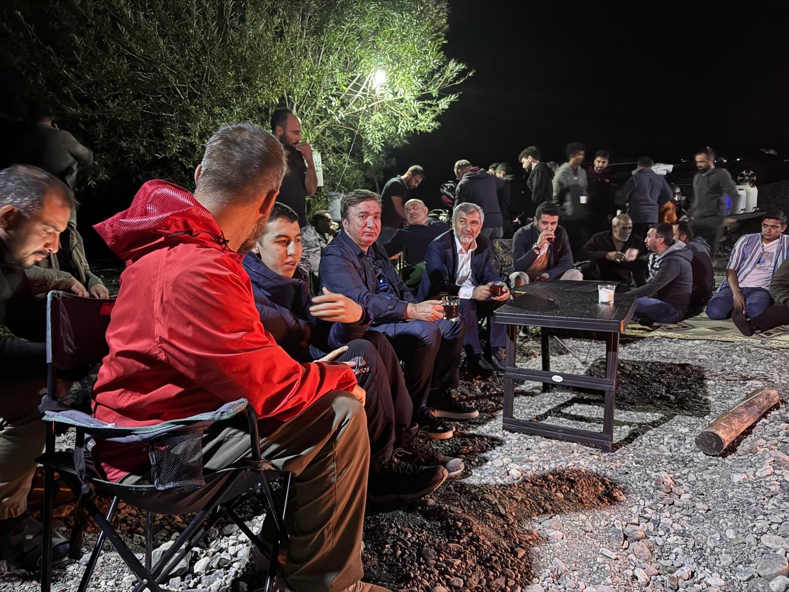 Vali Aydoğdu izcilik kampı yapan gençleri ziyaret etti