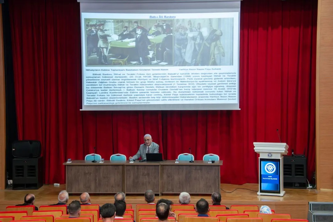 EBYÜ’ de Türk demokrasisinin darbeler ile imtihanı konferansı verildi