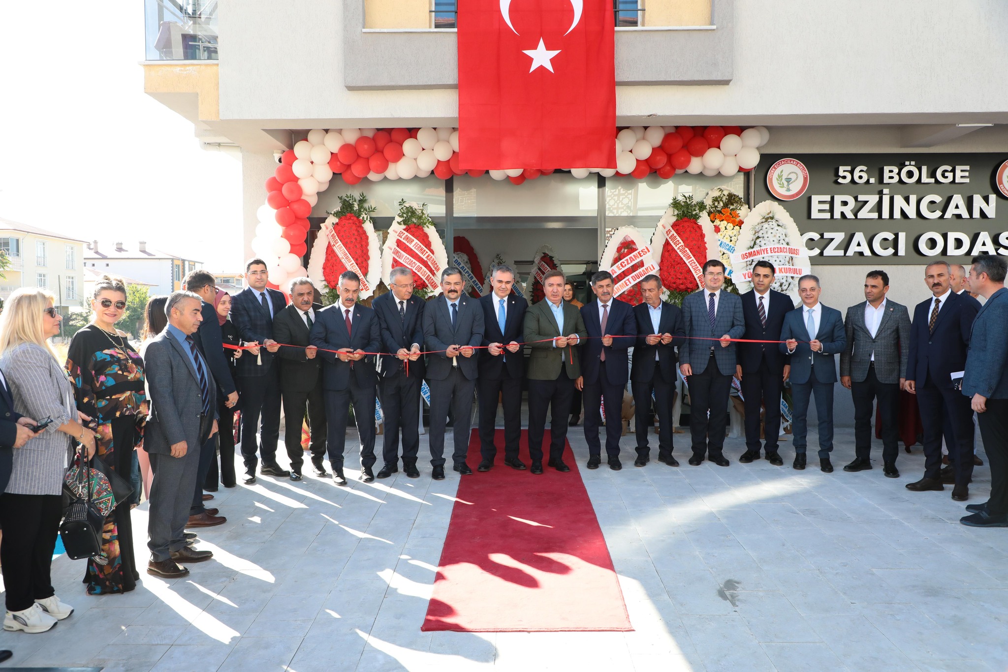 56. Bölge Erzincan Eczacı Odası yeni hizmet binası açılış töreni düzenlendi