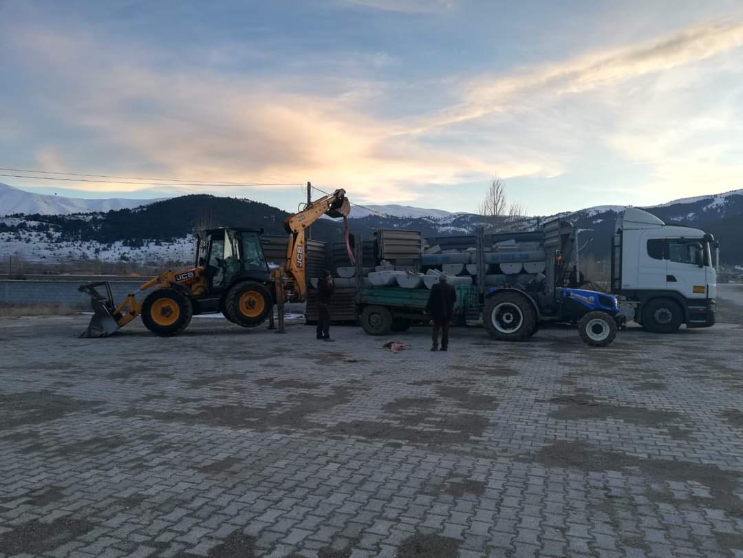 Erzincan’da hayvanların su ihtiyacı karşılanıyor