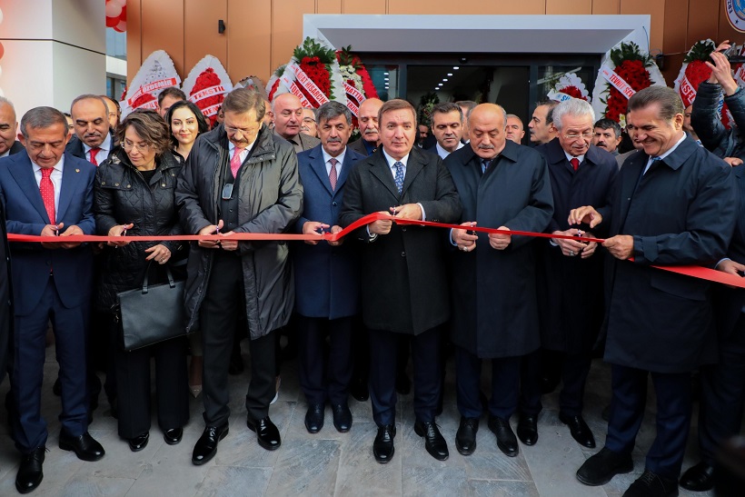 Erzincan Ticaret ve Sanayi Odası Yeni Hizmet Binası törenle açıldı