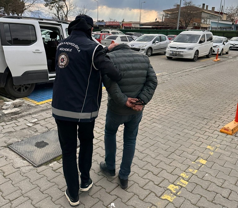 Erzincan’da kesinleşmiş hapis cezası bulunan 13 aranan şahıs yakalandı