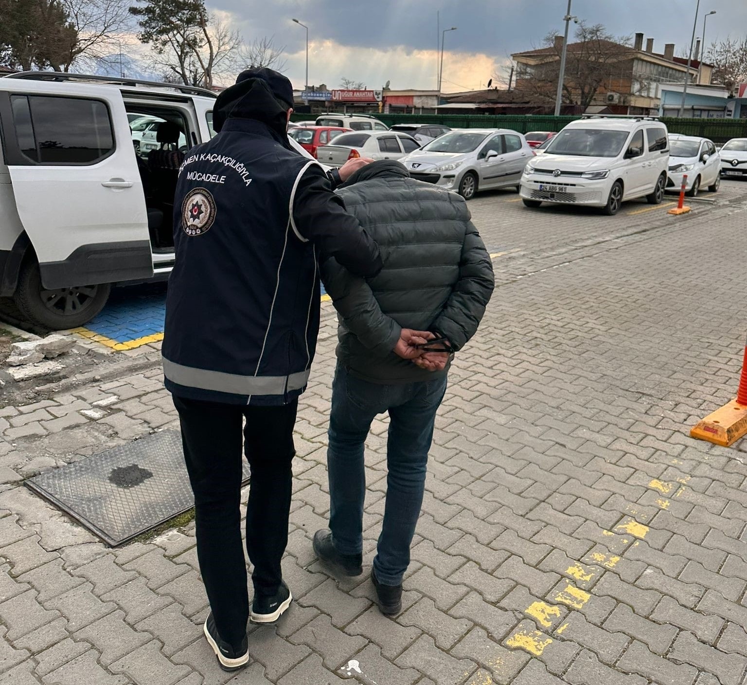 Erzincan’da kesinleşmiş hapis cezası bulunan 18 aranan şahıs yakalandı