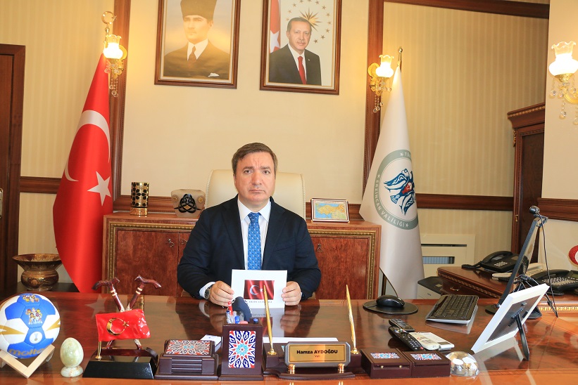 Miraç kandili dolayısıyla bir measj yayımlayan Erzincan valisi Hamza Aydoğdu;